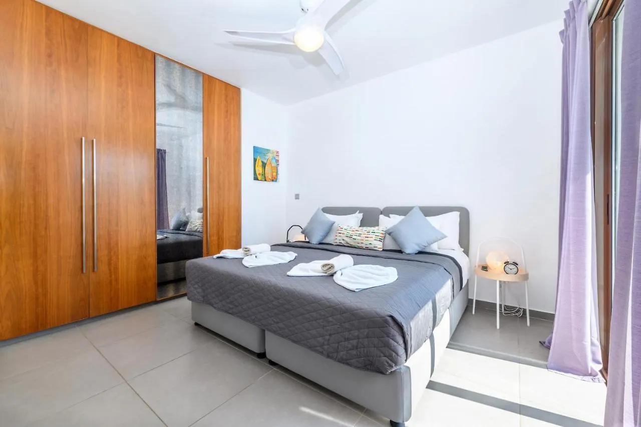 Napa Sunlight Villa #1 Agia Napa Vakantiehuis