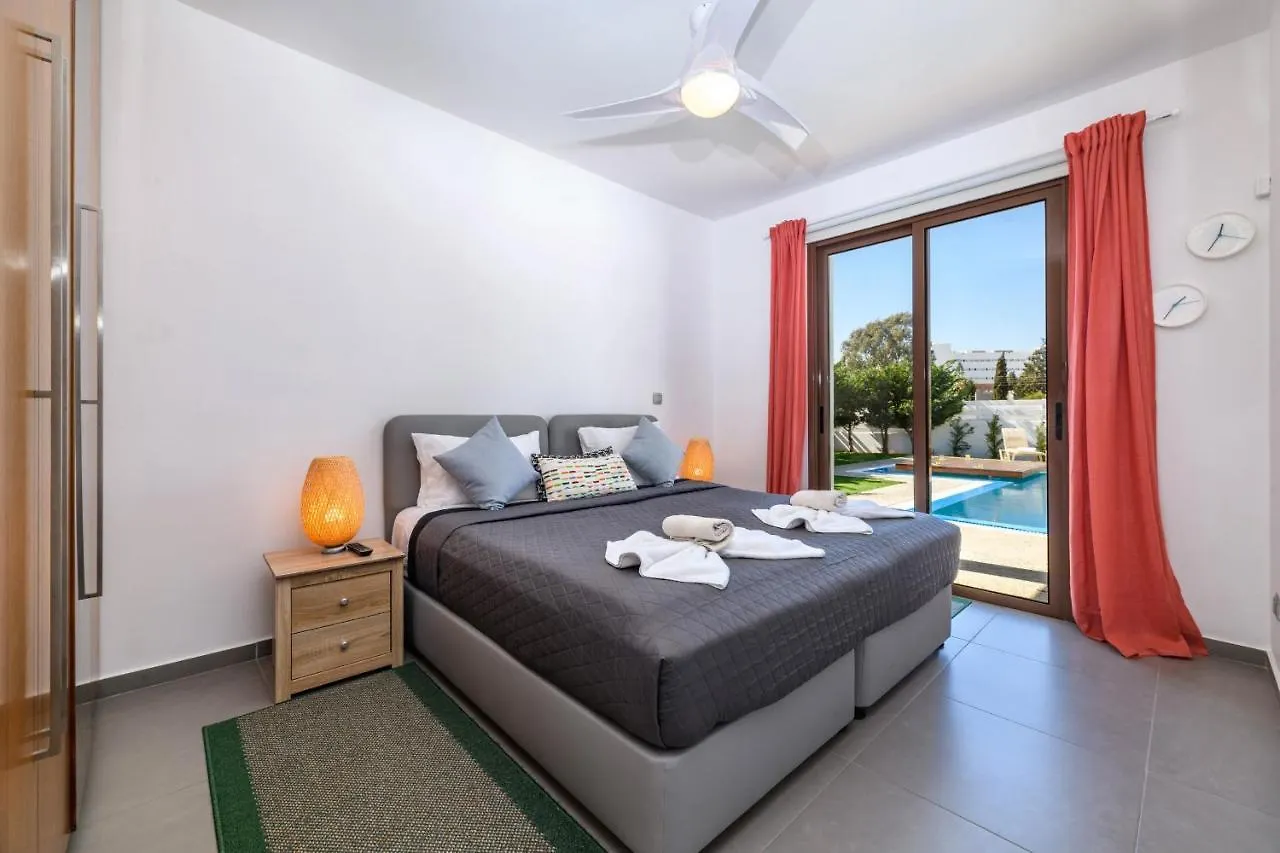 Napa Sunlight Villa #1 Айя-Напа Дом отдыха